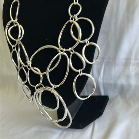 Chico's Lynette Bib Silver Tone Geometric Statement Short Necklace - Picture 6 of 9